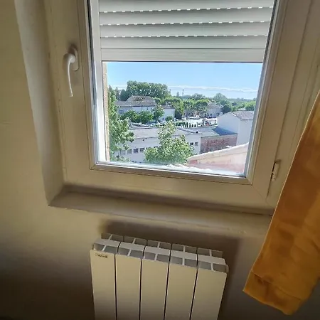 Appartement De Charme L'Isle-Sur-La-Sorgue Sur La Sorgues Exterior foto