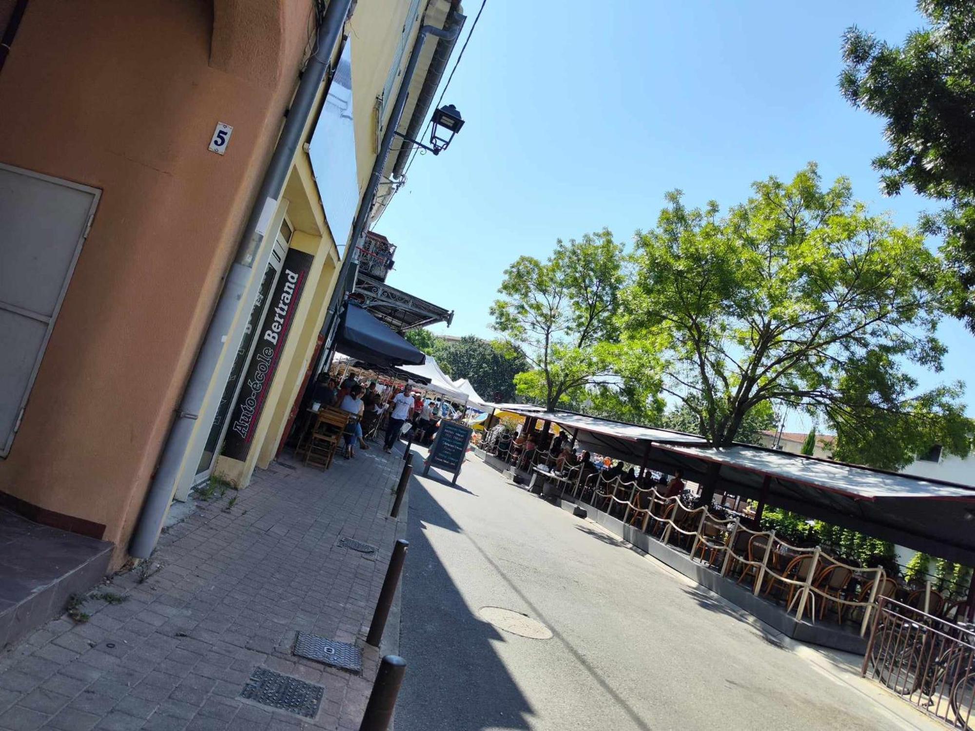 De Charme Sur La Sorgues * LʼIsle-sur-la-Sorgue